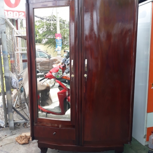 Tủ quần áo 